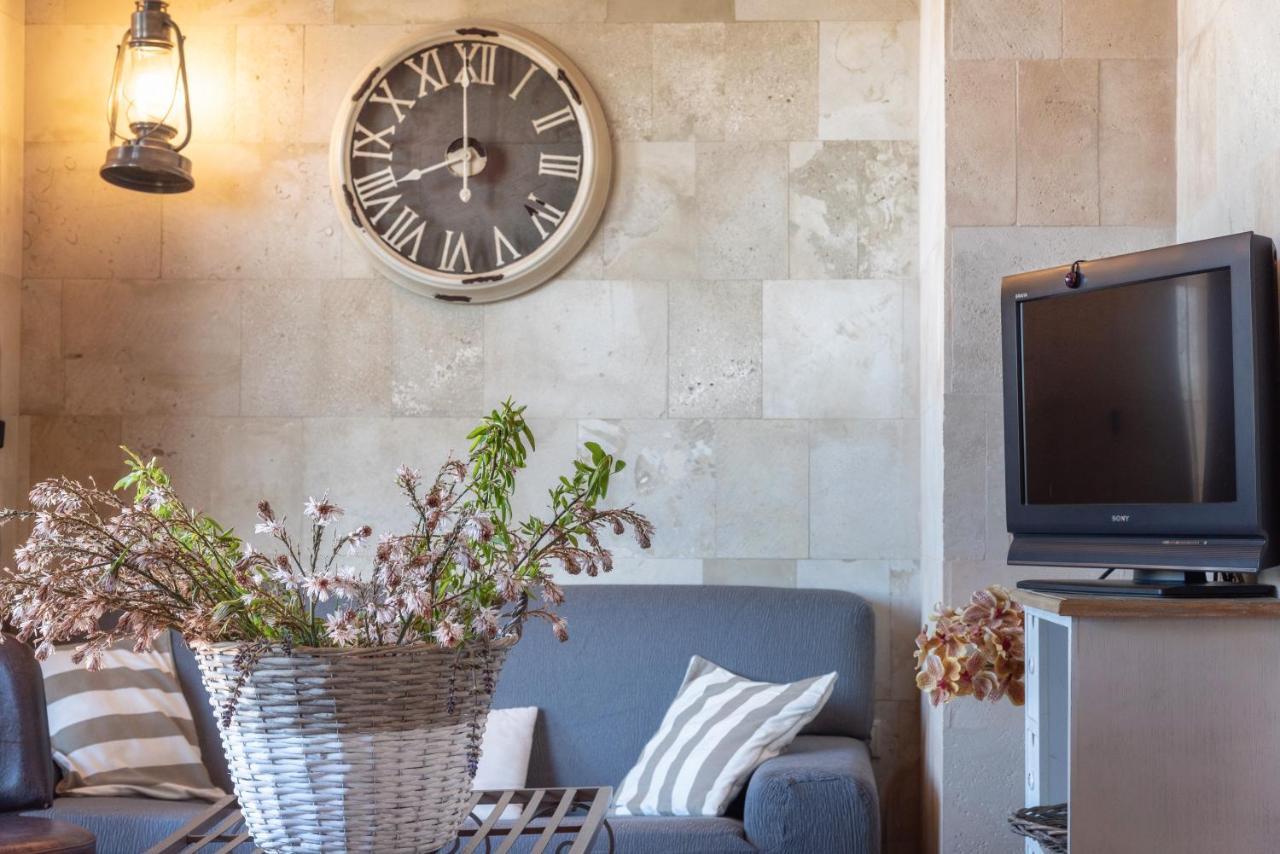 Aparthotel Pezoulia Selakano Esterno foto