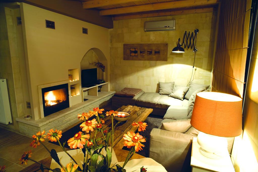 Aparthotel Pezoulia Selakano Esterno foto